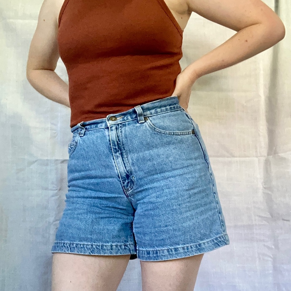 Vintage Liz Claiborne high waisted 90s mom jean shorts